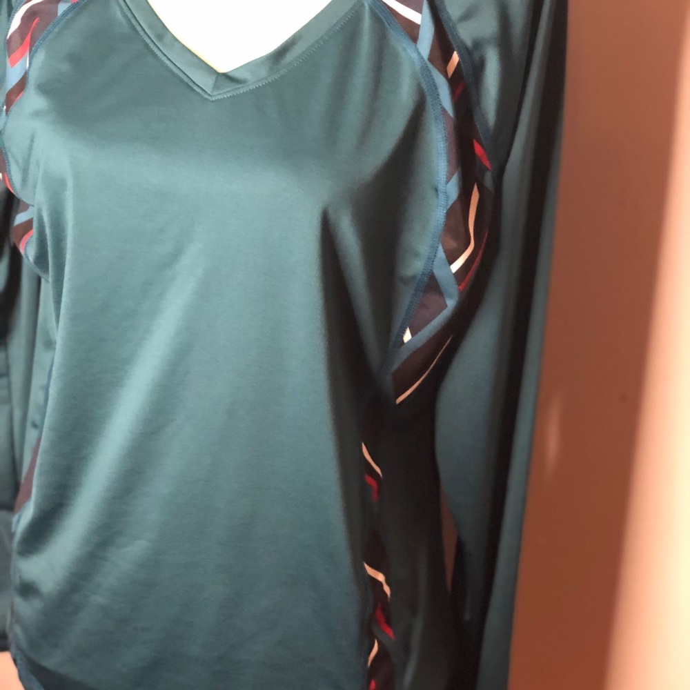 Fila women’s shirt size xl
